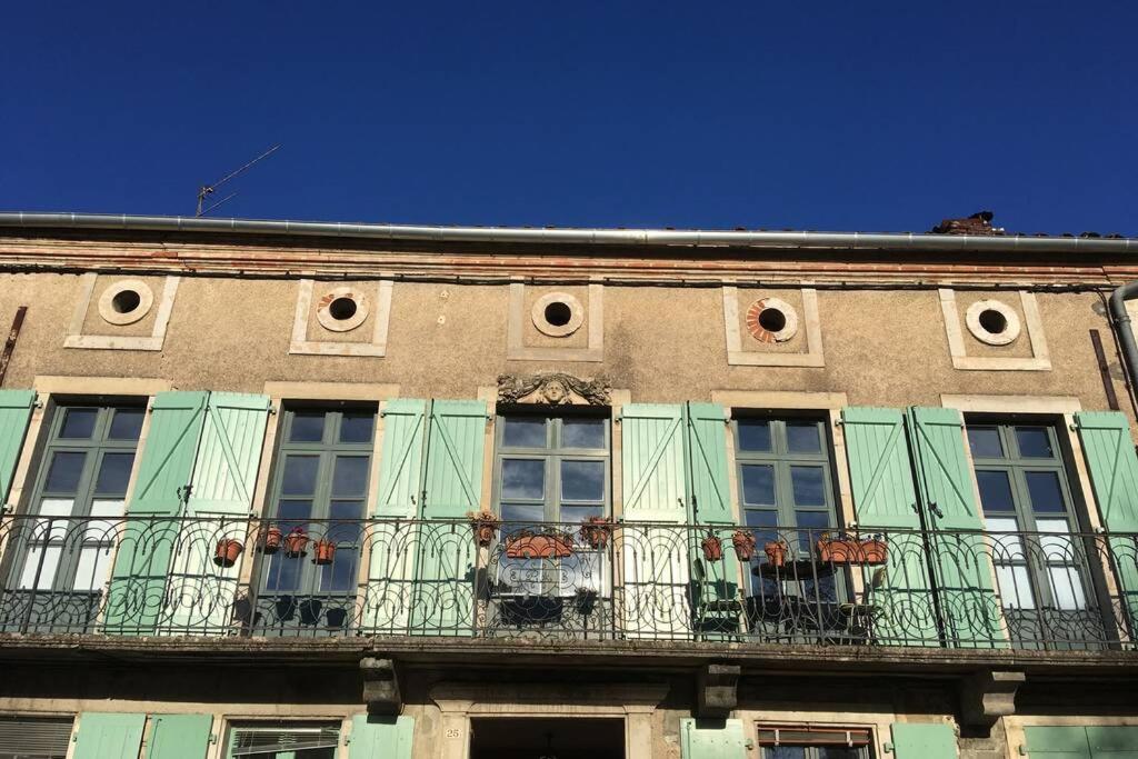 Appartement De 75 M2 Dans Maison Familiale Saint-Antonin-Noble-Val Exterior foto